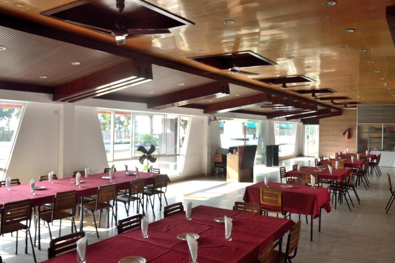 Inani Royal Resort Extérieur photo